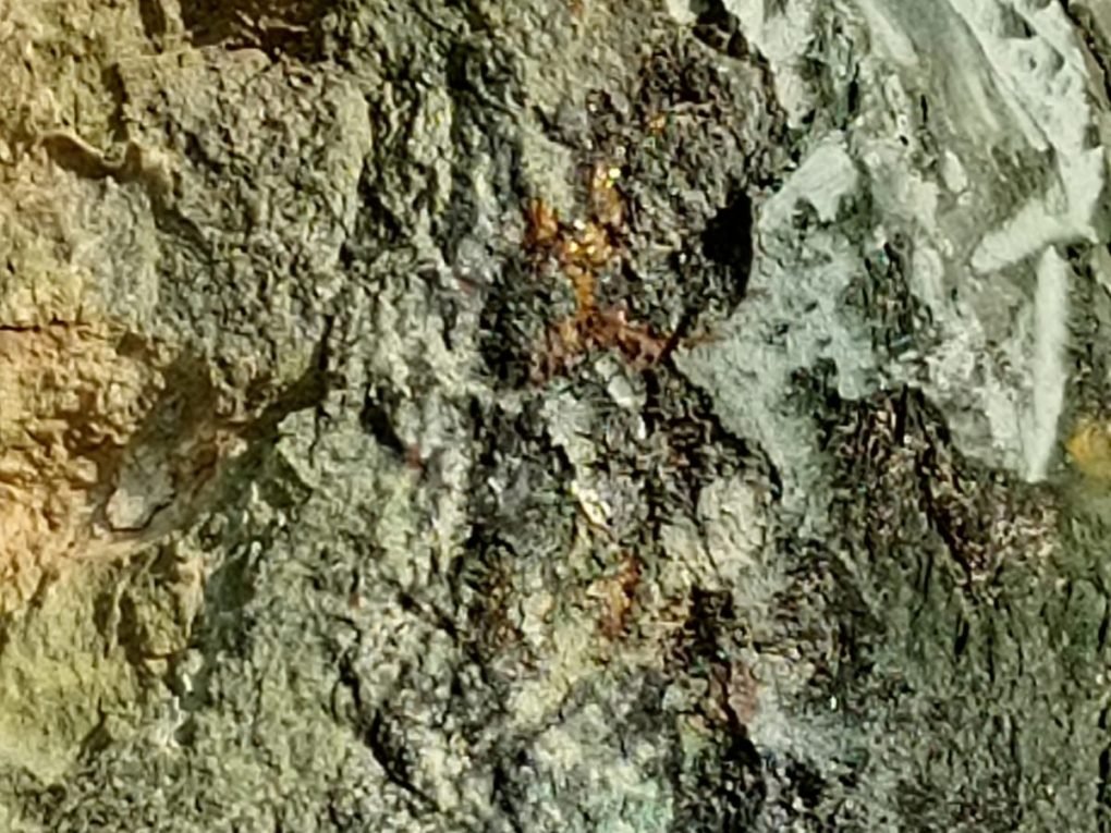 Antimony Ore
